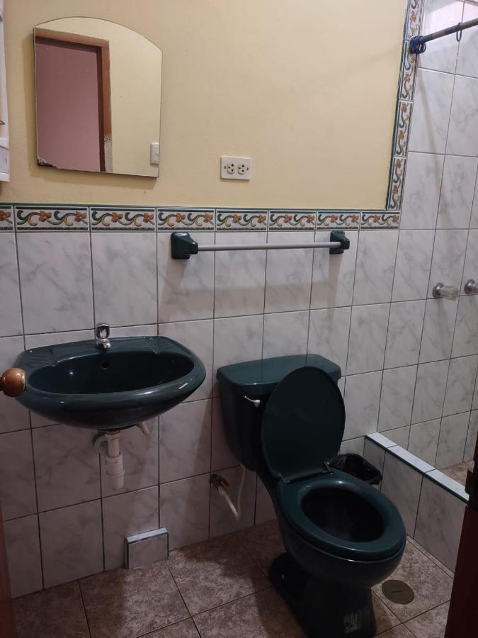 Hotel Sol Y Luna Икитос Экстерьер фото