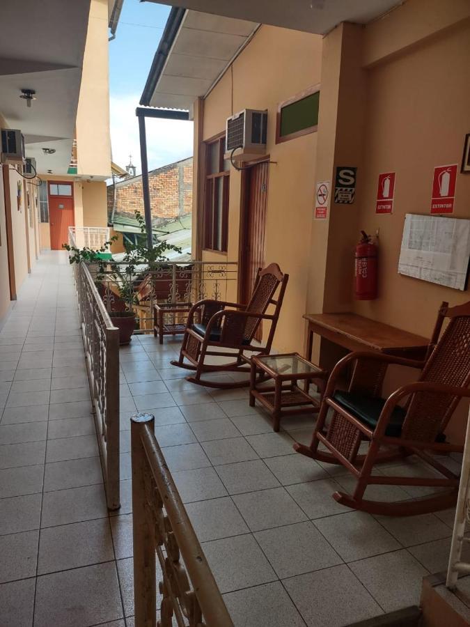 Hotel Sol Y Luna Икитос Экстерьер фото